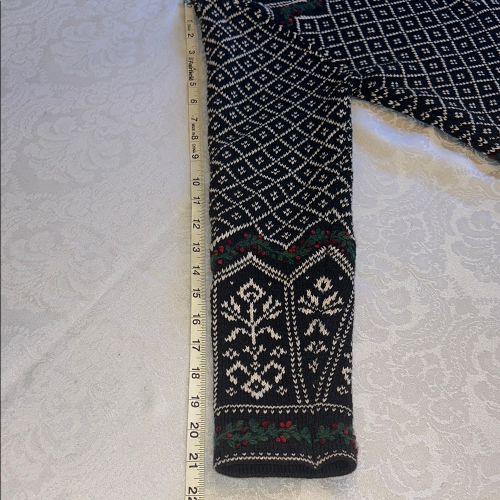 Talbots VTG Nordic Cotton Sweater with Metal Hook Closure - Picture 7 of 8